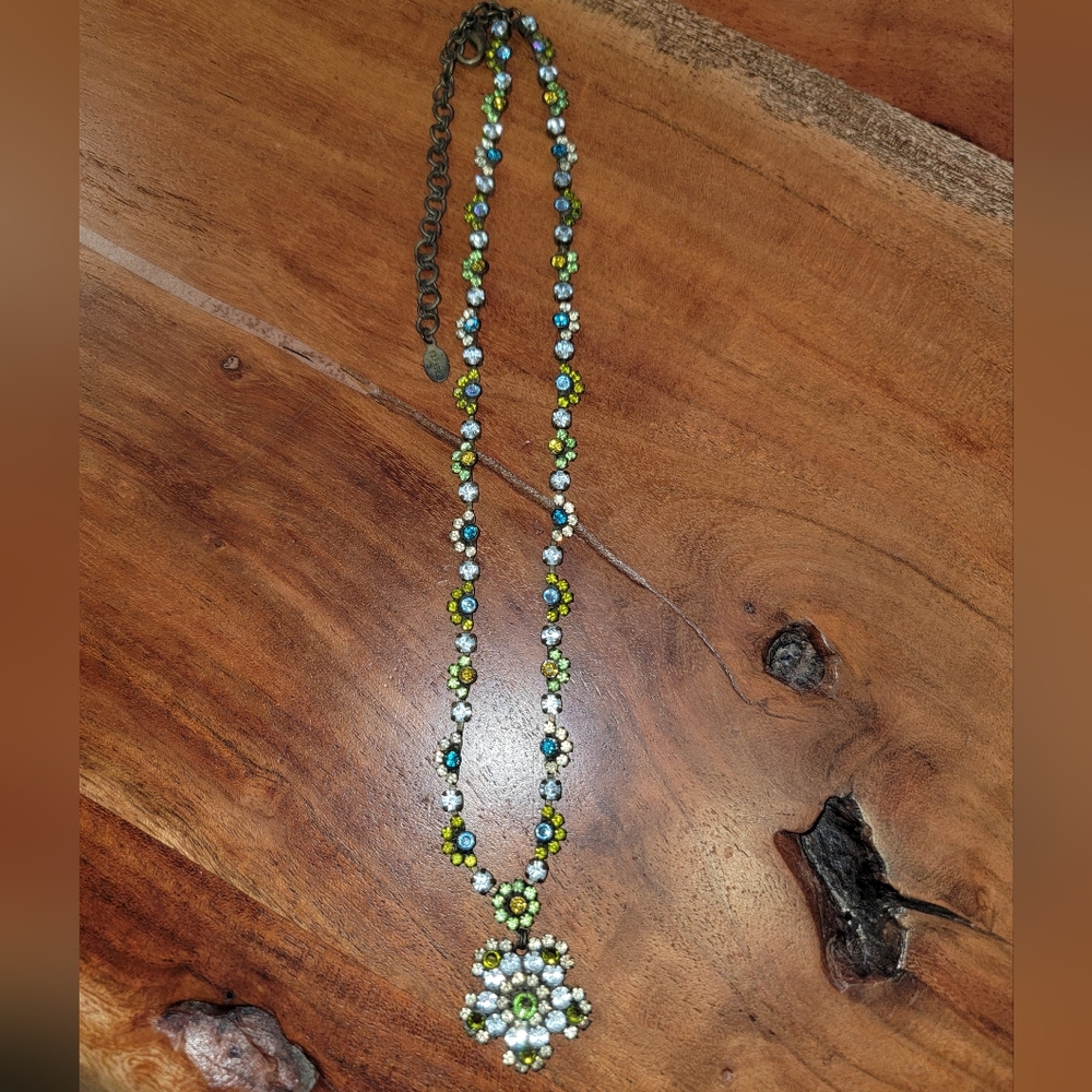 Sorrelli multicolor necklace